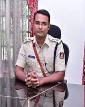 SHRI. CHETAN R IPS